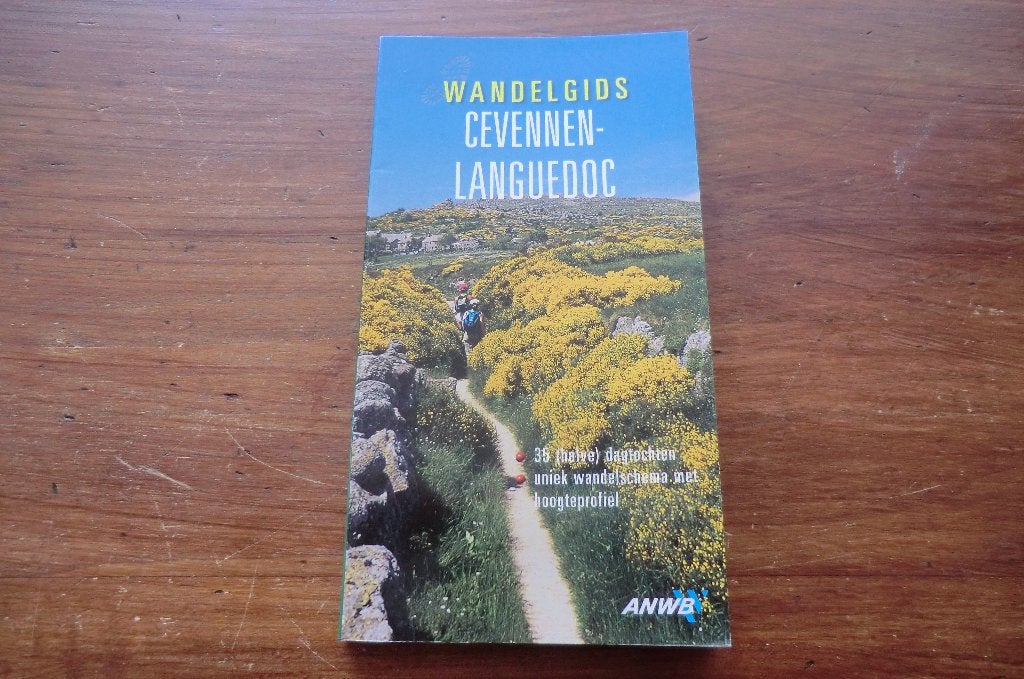 wandelgids - Cevennen-Languedoc - anwb (2004) / Montpellier, Gelezen, Europa, Ophalen of Verzenden, Reisgids of -boek