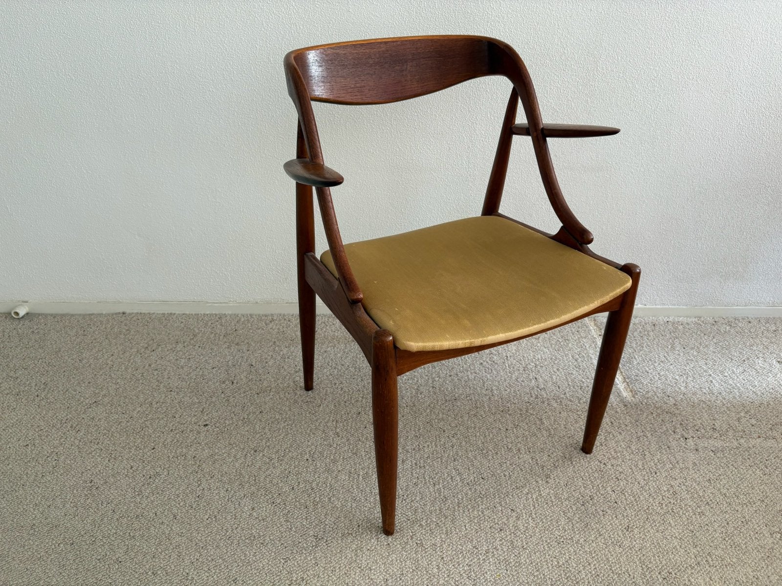 Prachtige Deense Design Klassieker: Johannes Andersen, Ophalen