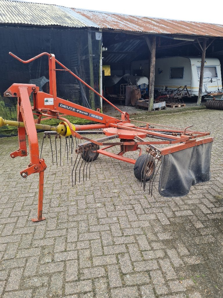 Deutz Fahr cirkelhark met aftakas en ballonbanden, Zakelijke goederen, Ophalen, Veehouderij, Weidebouw