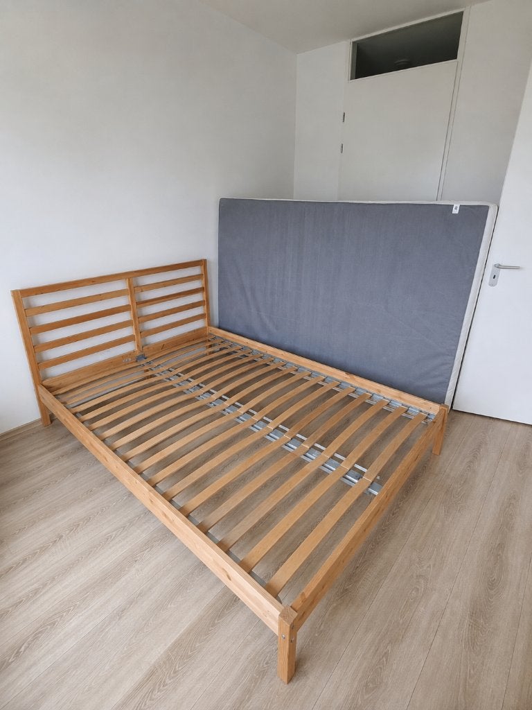 Bed Frame 140x200, Huis en Inrichting, Slaapkamer | Bedden, Ophalen, Wit, Tweepersoons, 140 cm