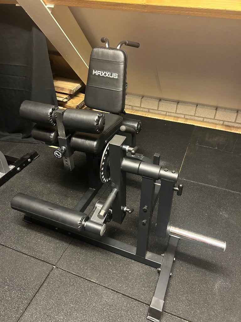 Leg extension / leg curl, Ophalen, Zo goed als nieuw, Metaal, Benen