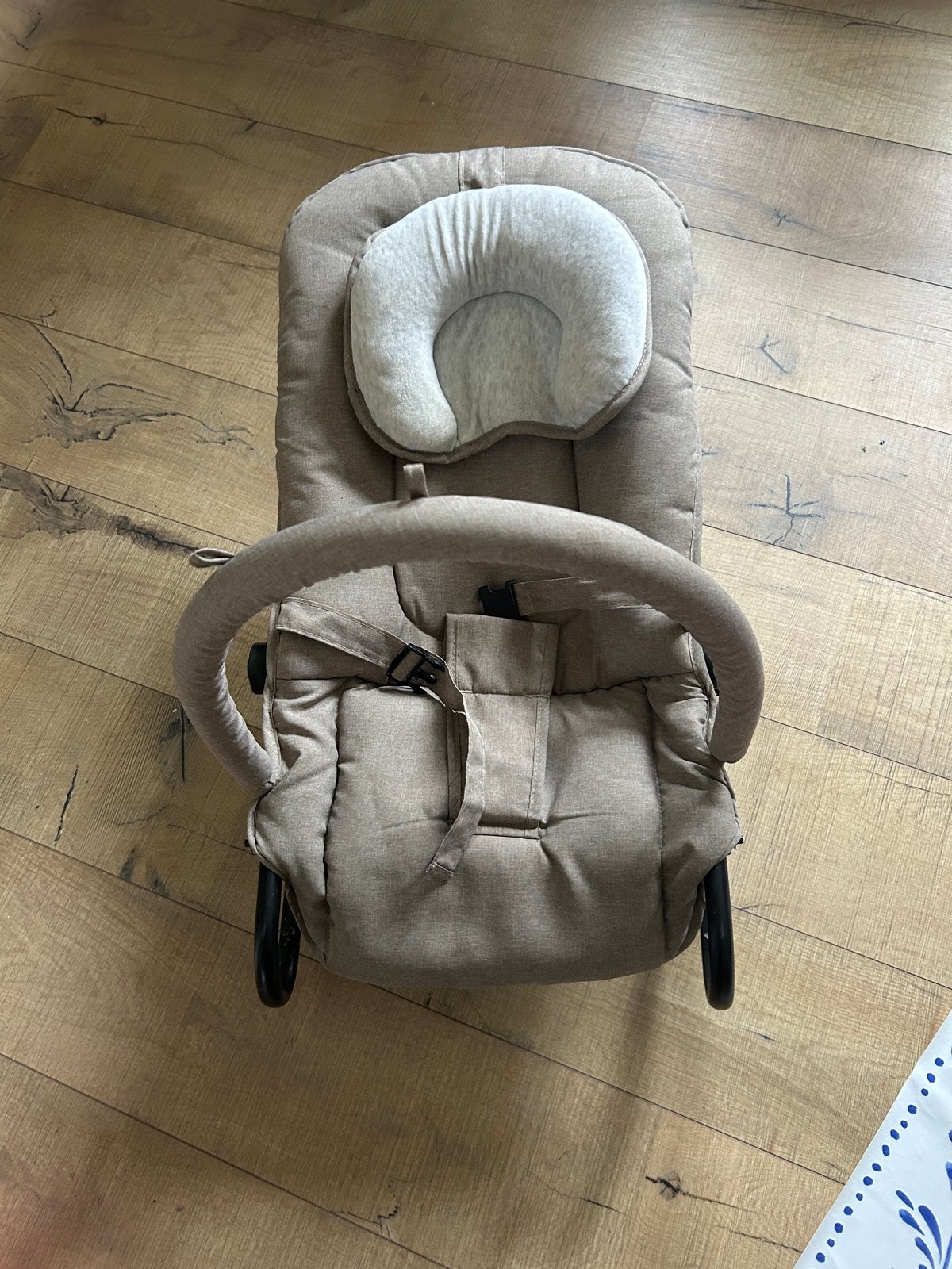Comfortabele Wipstoel Baby - Zo goed als nieuw, Kinderen en Baby's, Wipstoeltjes, Wipstoel, Ophalen, Overige merken, Met gordel(s) of riempje(s)