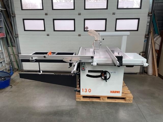 Perfecte Harwi 130 met roltafel werkelijk in NIEUWSTAAT!!!, Ophalen, Cirkelzaag, 70 mm of meer, Zo goed als nieuw