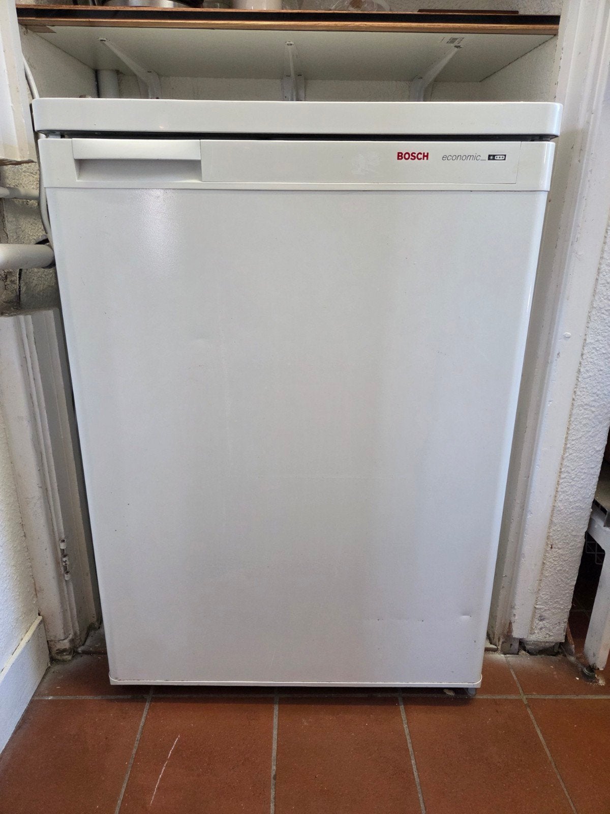Bosch Economic Vriezer - Compact en Efficiënt, Witgoed en Apparatuur, Gebruikt, 75 tot 100 liter, Met aparte vriezer, 45 tot 60 cm