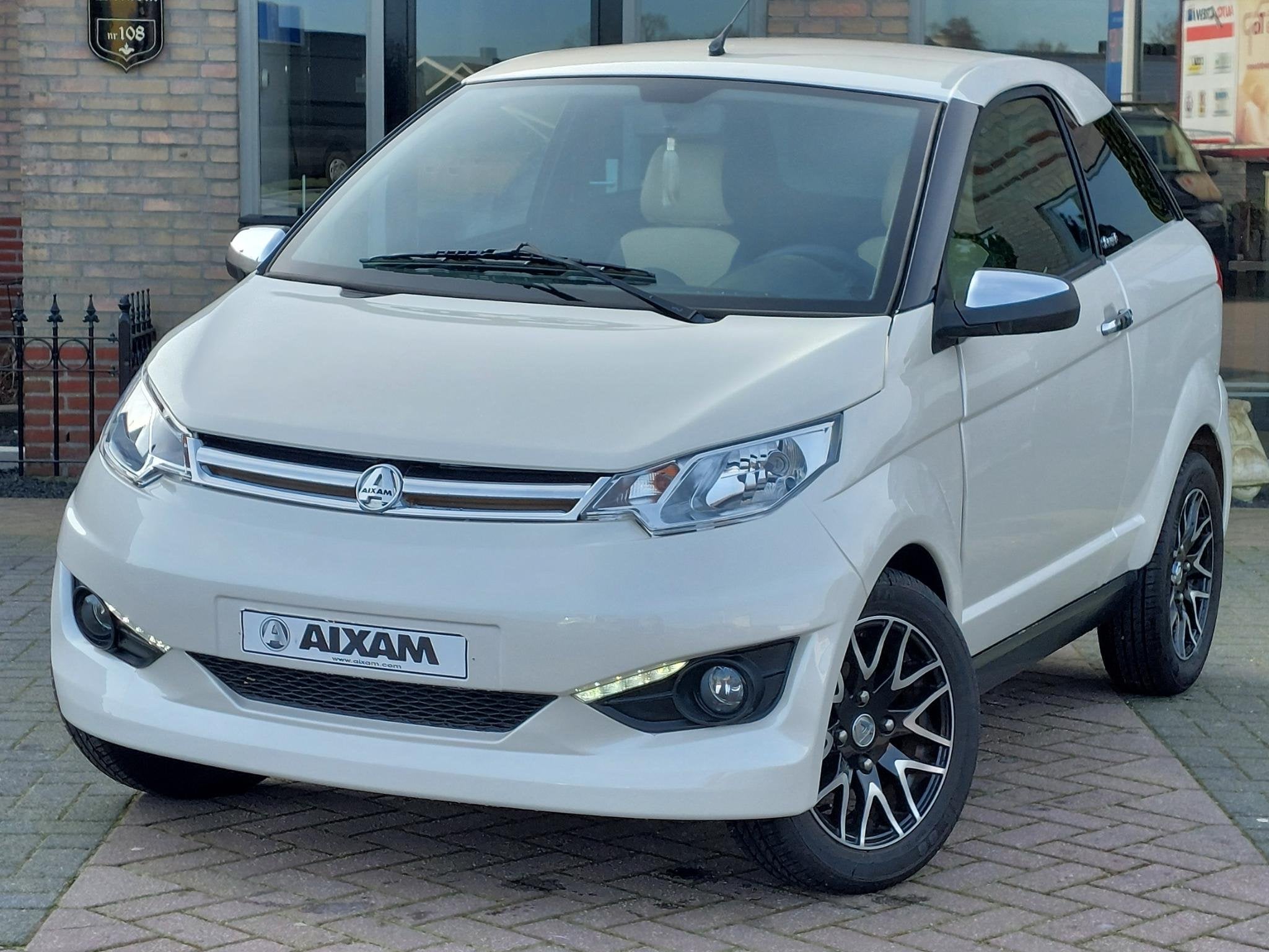 Aixam Coupé S | Leer | PDC | Camera | Dealer, Overige merken, Gebruikt, Info@aixam.nl, Aixam Mega Nederland BV