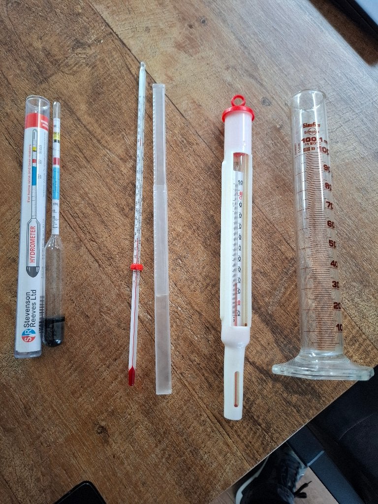 hydrometer, temperatuurmeters voor brouwen, Ophalen of Verzenden, Zo goed als nieuw
