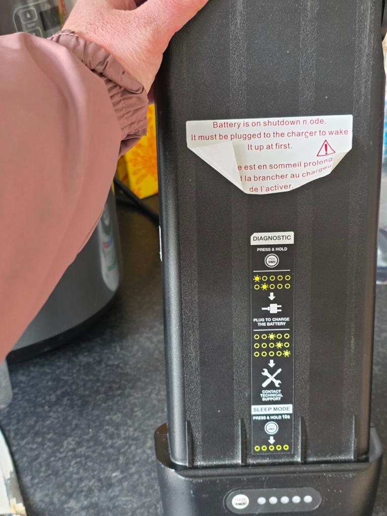 Elops Decathlon, Fietsen en Brommers, Fietsaccessoires | Fietsaccu's, Verzenden