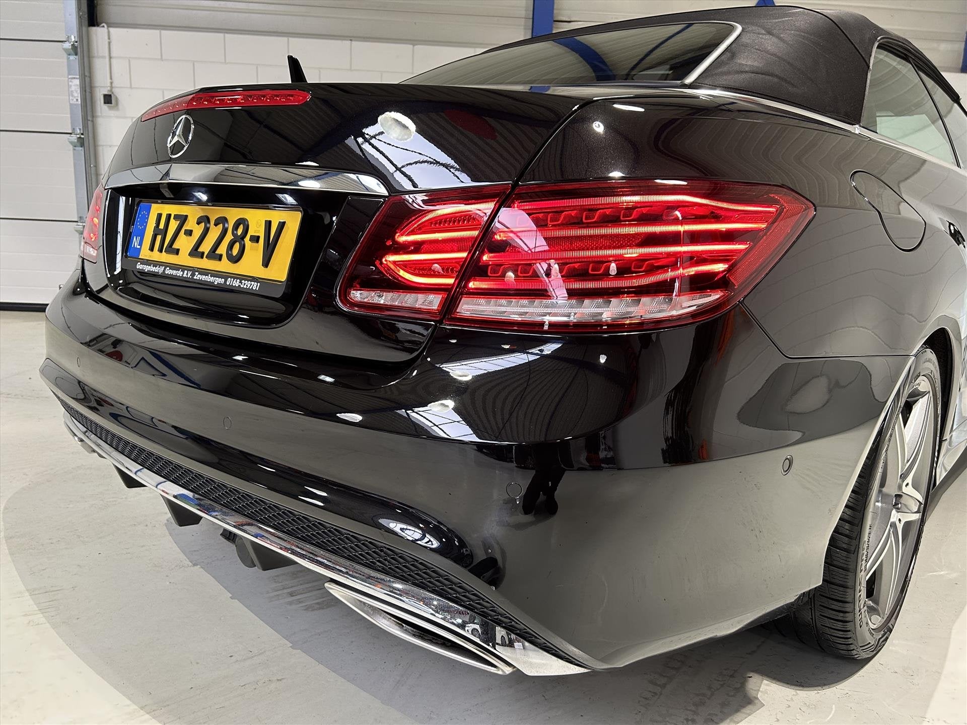 Mercedes E-Klasse E200 CABRIO AUT7, AMG-Line, ILS, Leder, Ai, Auto's, 4 cilinders, Cabriolet, 4 stoelen, Zwart