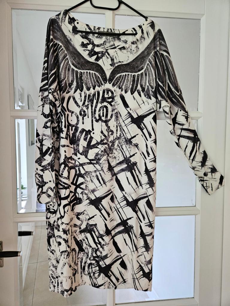 Vlotte gekleede jurk met lange mouwen., Maat 38/40 (M), Zwart, Missy, Ophalen of Verzenden