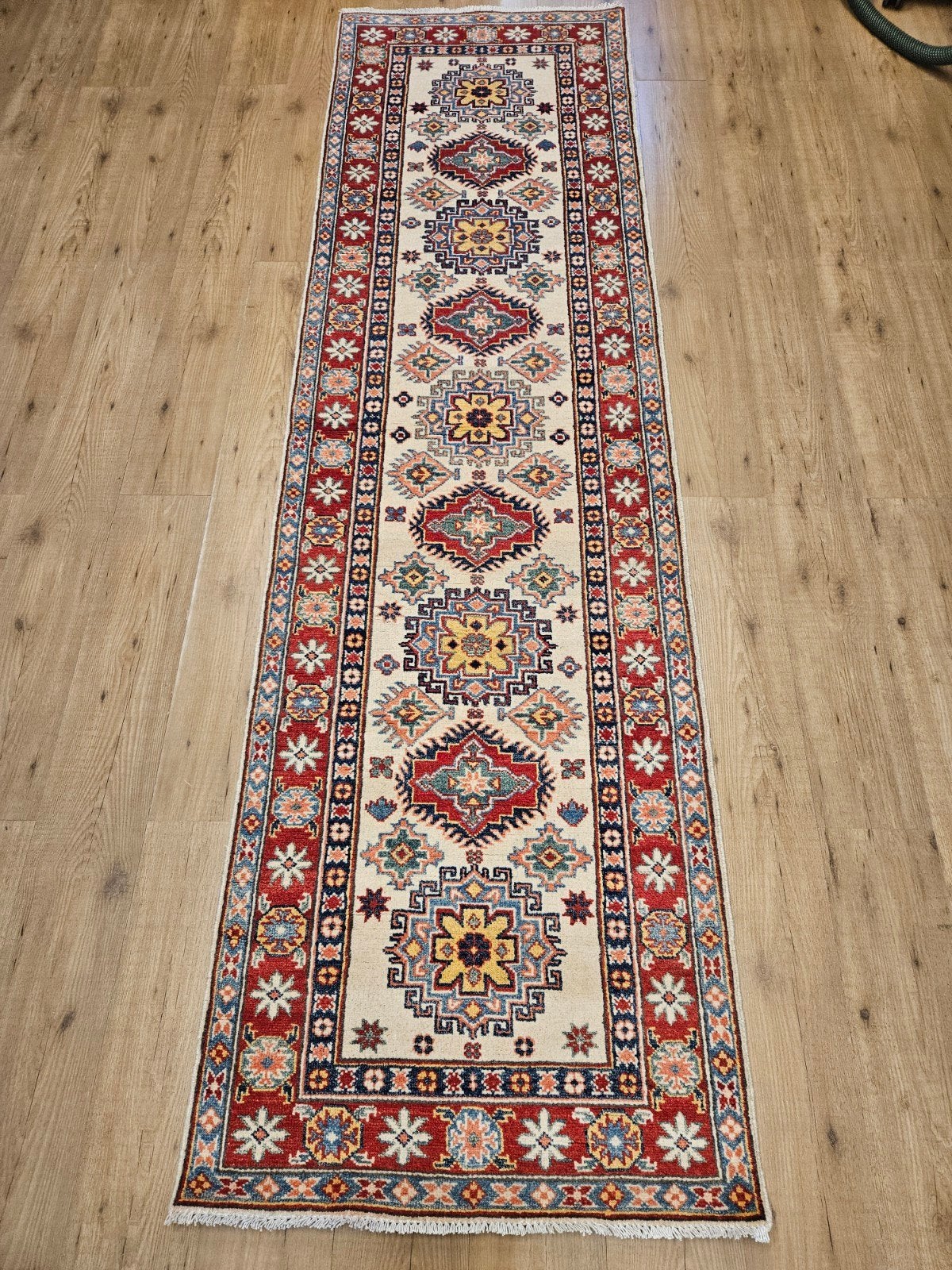 Handgeknoopt oosters tapijt loper kazak 299x84, Info@SlatsAntiek.nl, Perzisch, Vof Slats Antiek, Crème