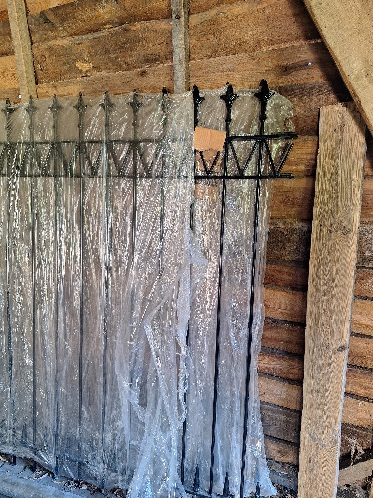 Sierhekwerk zwart metaal, Tuin en Terras, Ophalen, Met poort, Gebruikt, Sierhekwerk