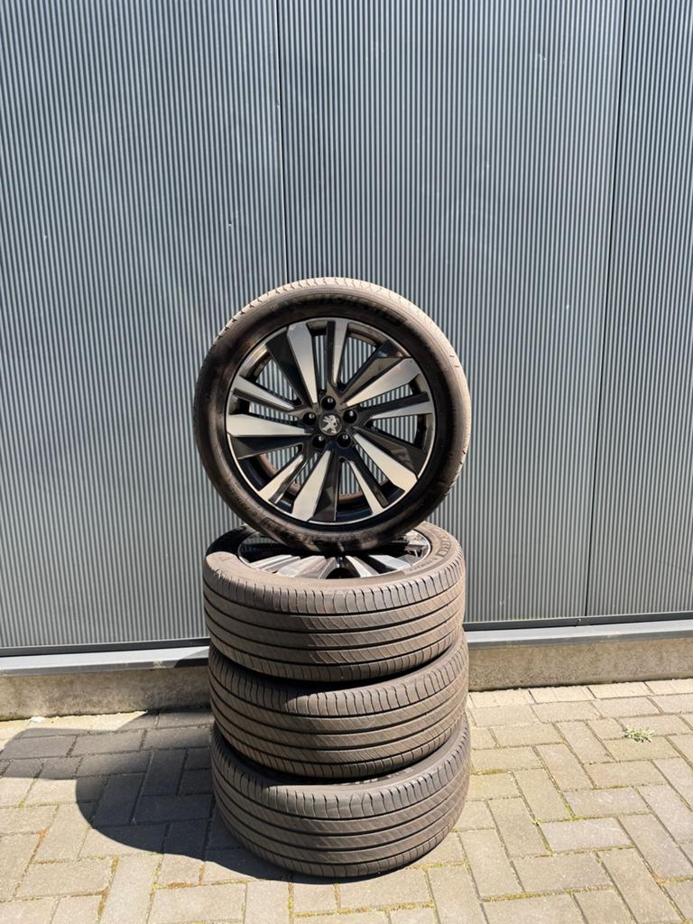 19 inch originele Peugeot 3008/ 5008 velgen met zomerbanden, Banden en Velgen, Ophalen, 19 inch, Zomerbanden