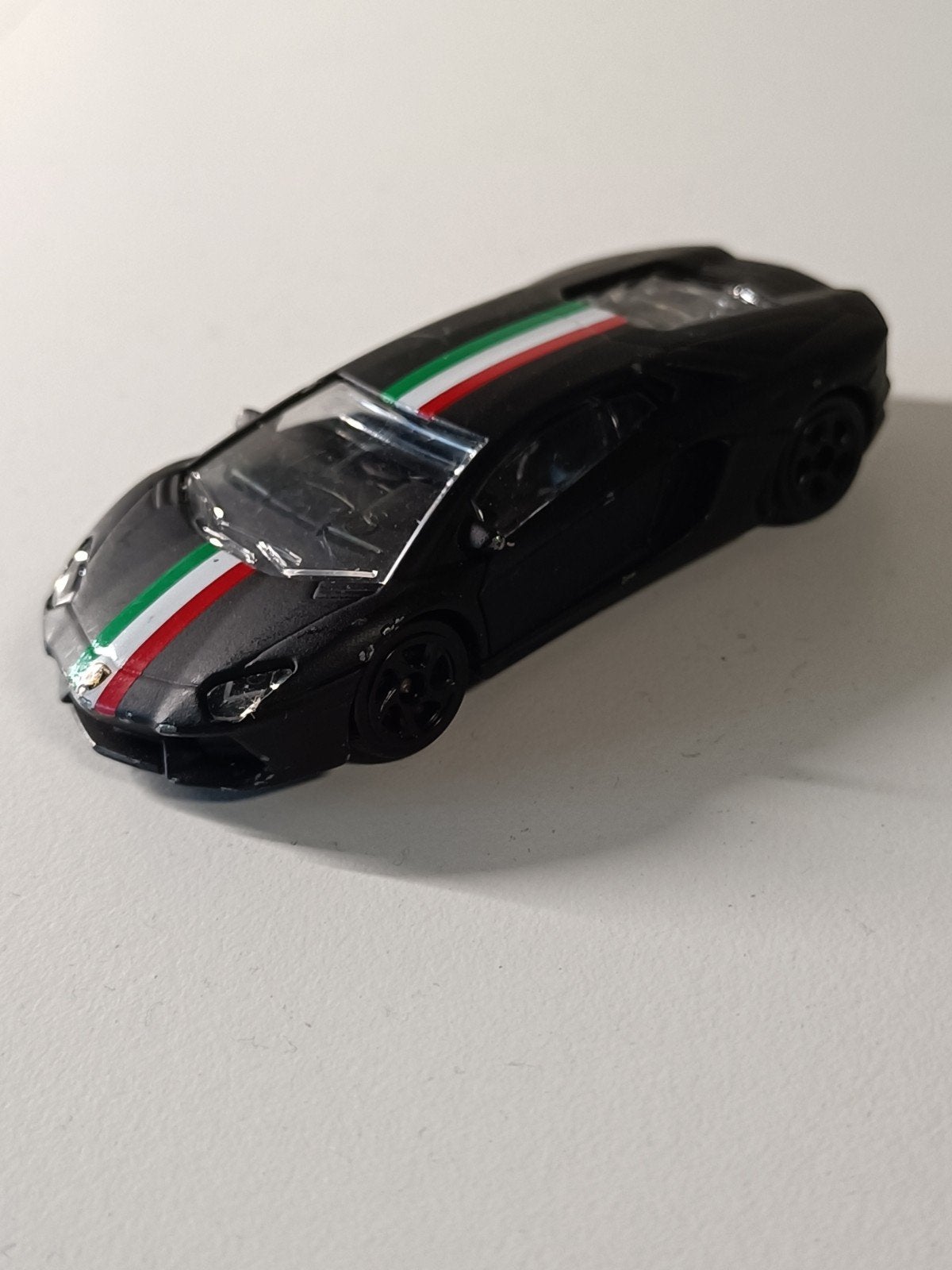 Majorette Lamborghini Aventador - met Italiaanse streep, Ophalen of Verzenden, Zo goed als nieuw, Auto
