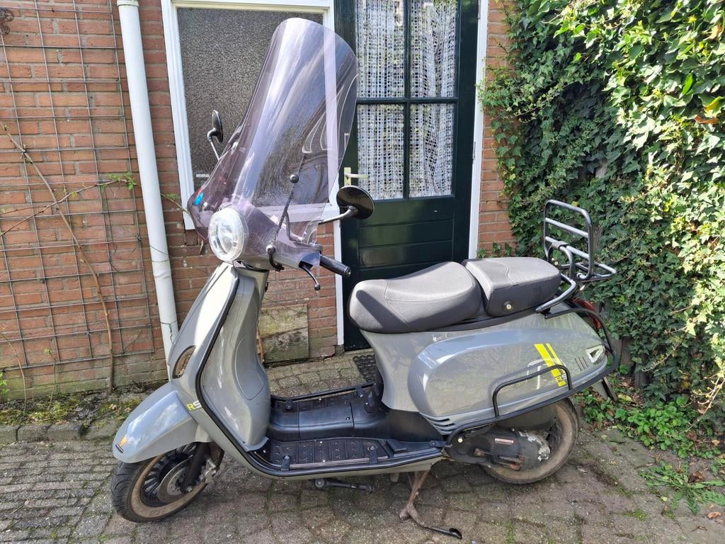 BTC Riva scooter uit 2020, Ophalen, Gebruikt, Benzine