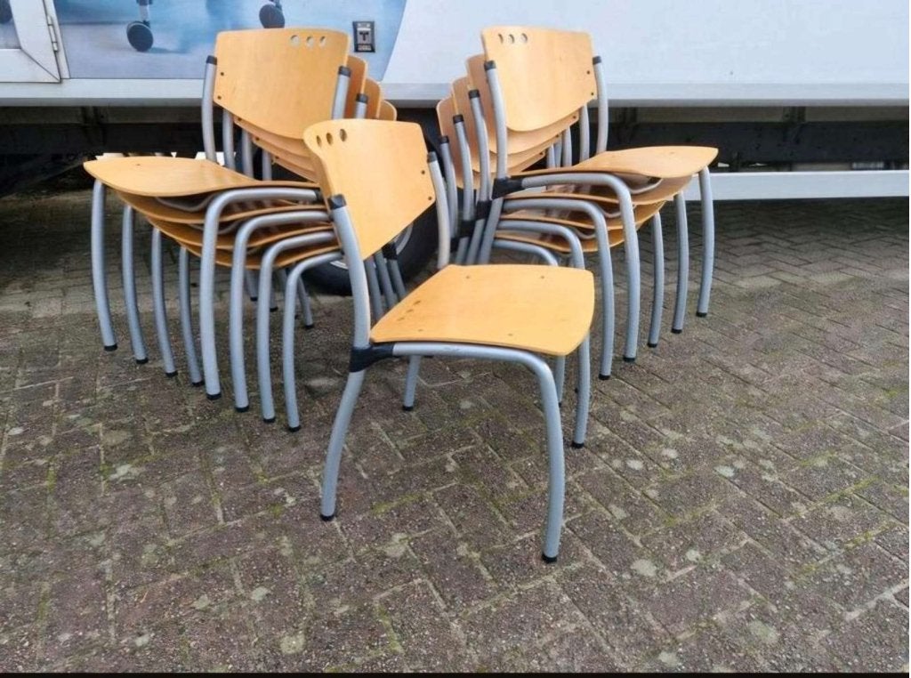 9x degelijke kantinestoel / stapelstoel hout, Niet ingevuld, Niet ingevuld, Ophalen of Verzenden, Zo goed als nieuw