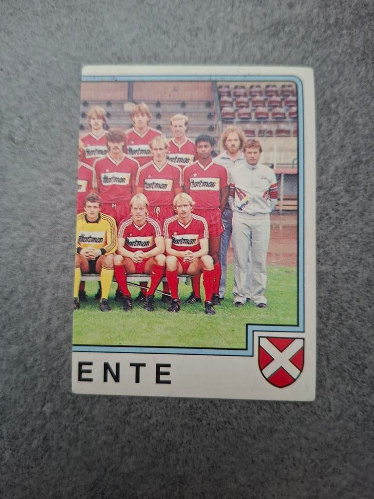 Panini sticker Voetbal 86. Deel teamfoto FC Twente., Verzenden, Zo goed als nieuw, Sticker