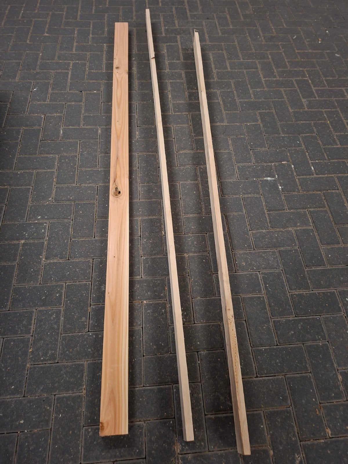 Douglas houten balken en latten 2.5 meter, Gebruikt, 25 tot 50 mm, Ophalen of Verzenden, 250 tot 300 cm