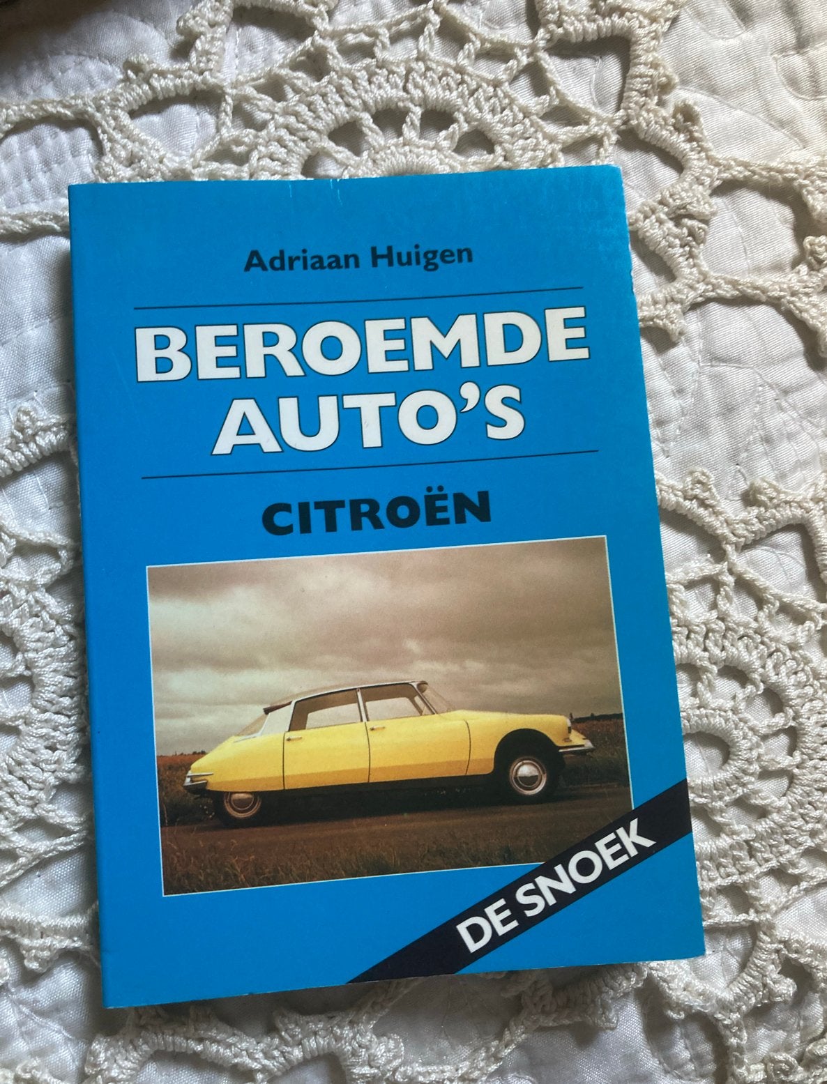 Boek(je) Beroemde Auto's: Citroën De Snoek - Adriaan Huigen, Ophalen of Verzenden, Gelezen, Citroën