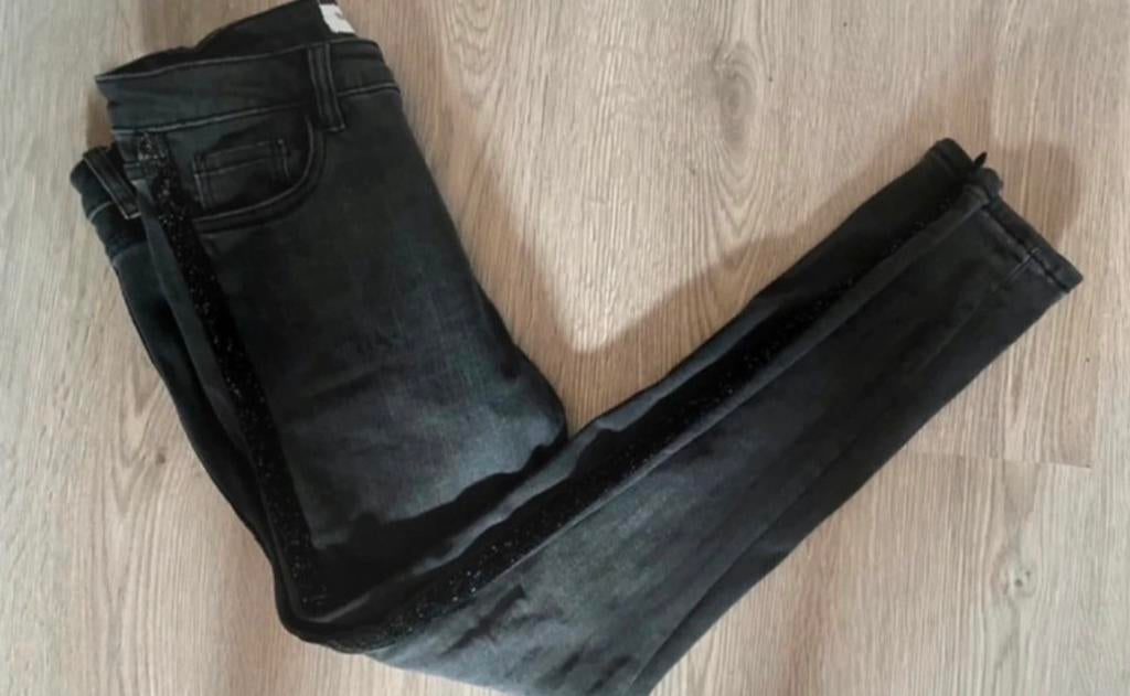 Queen Hearts glitterbies jeans maat L, Ophalen of Verzenden, Zo goed als nieuw, Grijs, W33 - W36 (confectie 42/44)