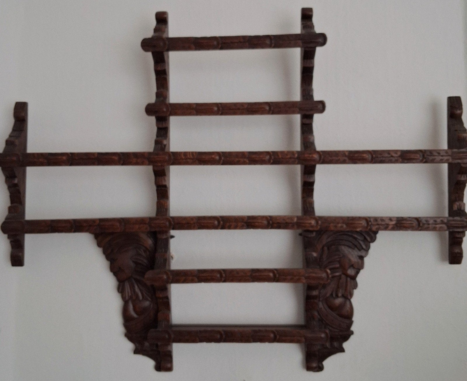Antiek/Houtsnijwerk/Bordenrek, Ophalen of Verzenden