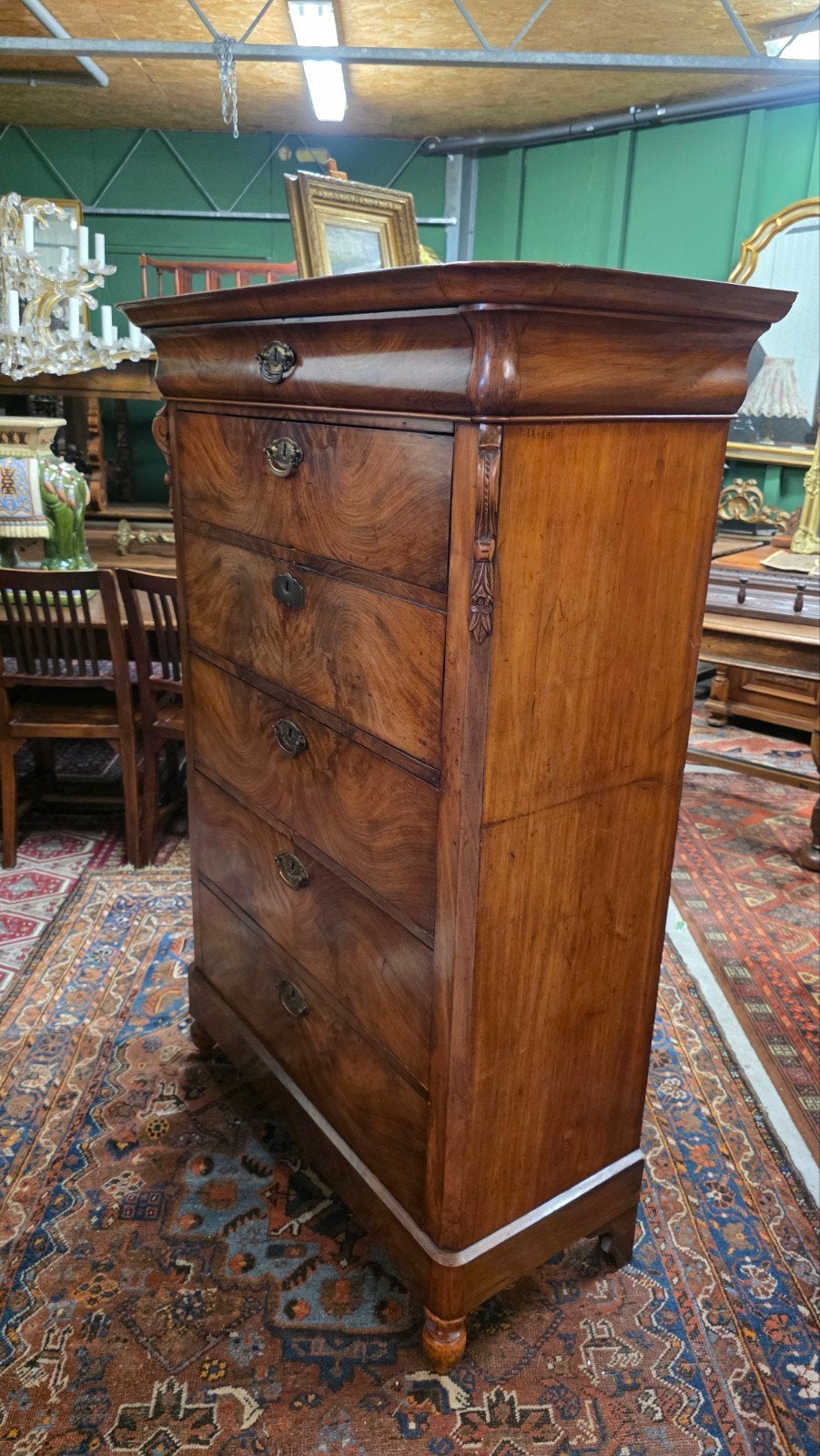 mahonie chiffoniere, Ophalen