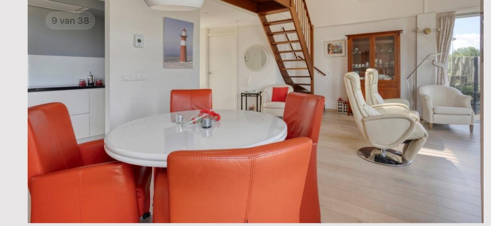 Hoogglans witte eettafel, Ophalen, Gebruikt, Rond, Vier personen