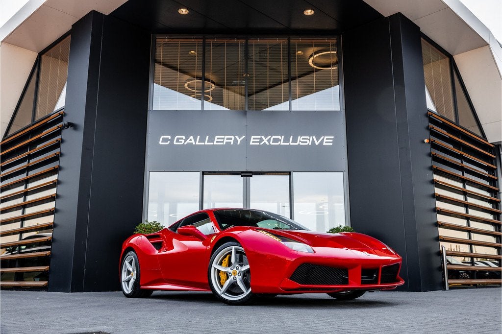 Ferrari 488 3.9 GTB HELE - Carbon | Keramisch (bj 2016), Auto's, Ferrari, Achterwielaandrijving, Gebruikt, Leder, Bedrijf