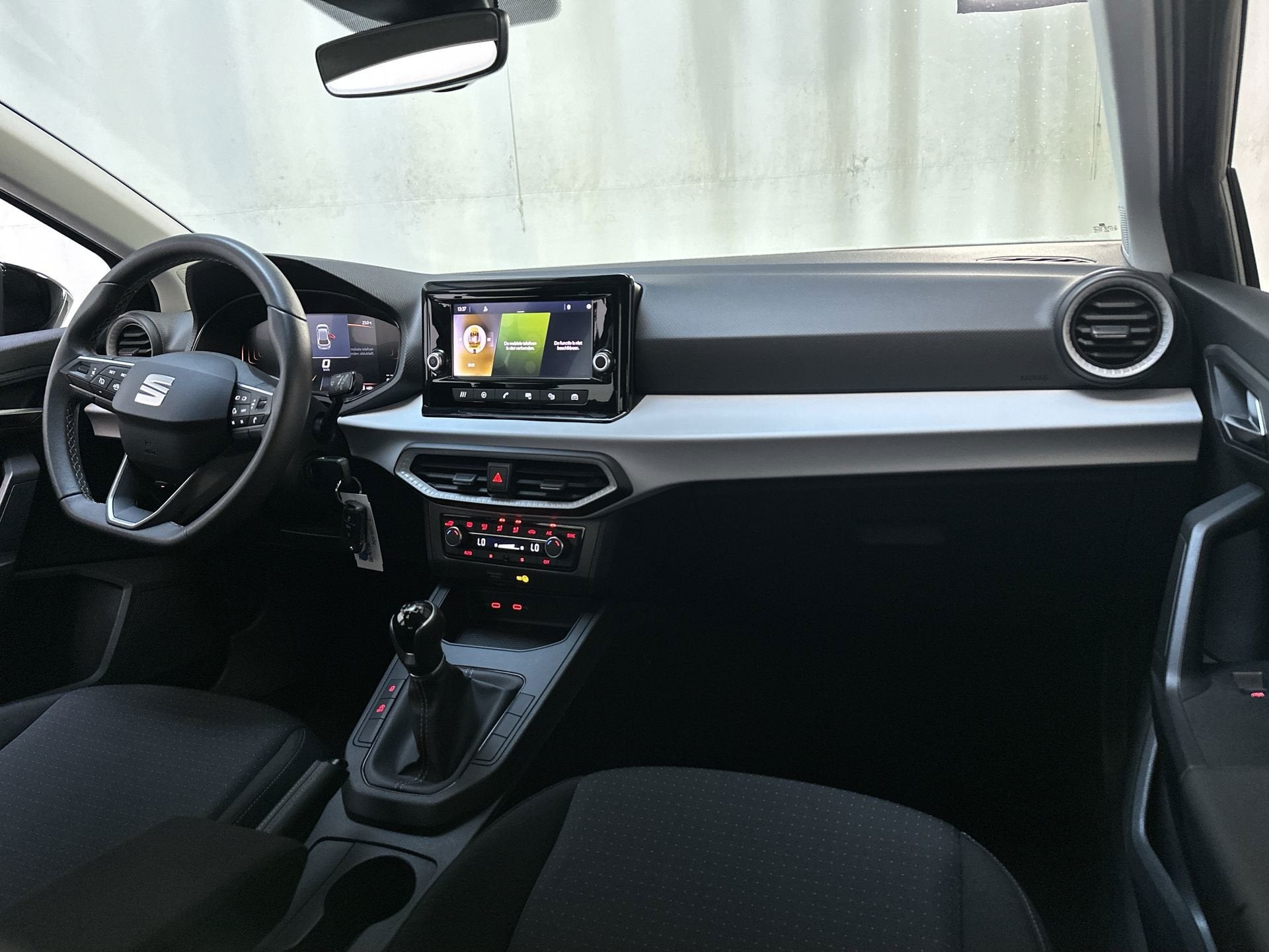 Seat Ibiza 1.0 EcoTSI Style Virtual Cockpit Parkeersensoren, Voorwielaandrijving, Dealer onderhouden, Stof, 95 pk