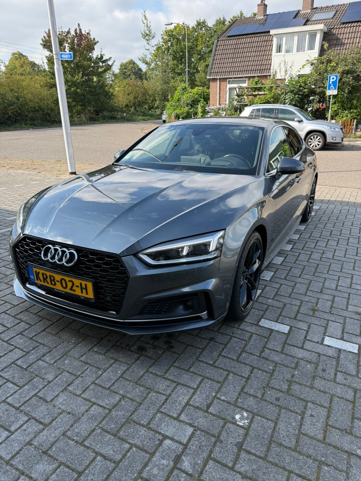 Audi A5 2.0 Quattro Mhev 252pk 3x s-line 2018 Grijs, Auto's, Automaat, Zwart, 4 cilinders, Parkeerassistent