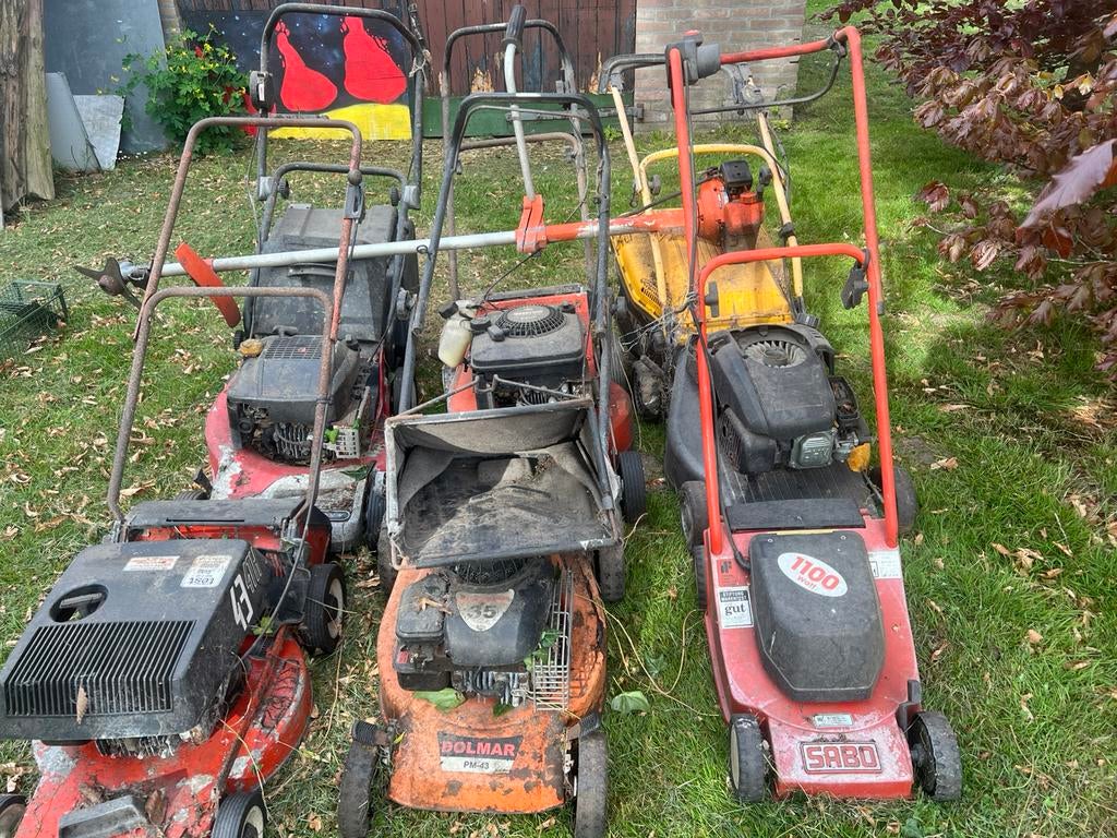 Schuuropruimig, loop of sloop 6 grasmachines en 1 bosmaaier, Tuin en Terras, Bosmaaiers, Ophalen, Gebruikt, Benzine