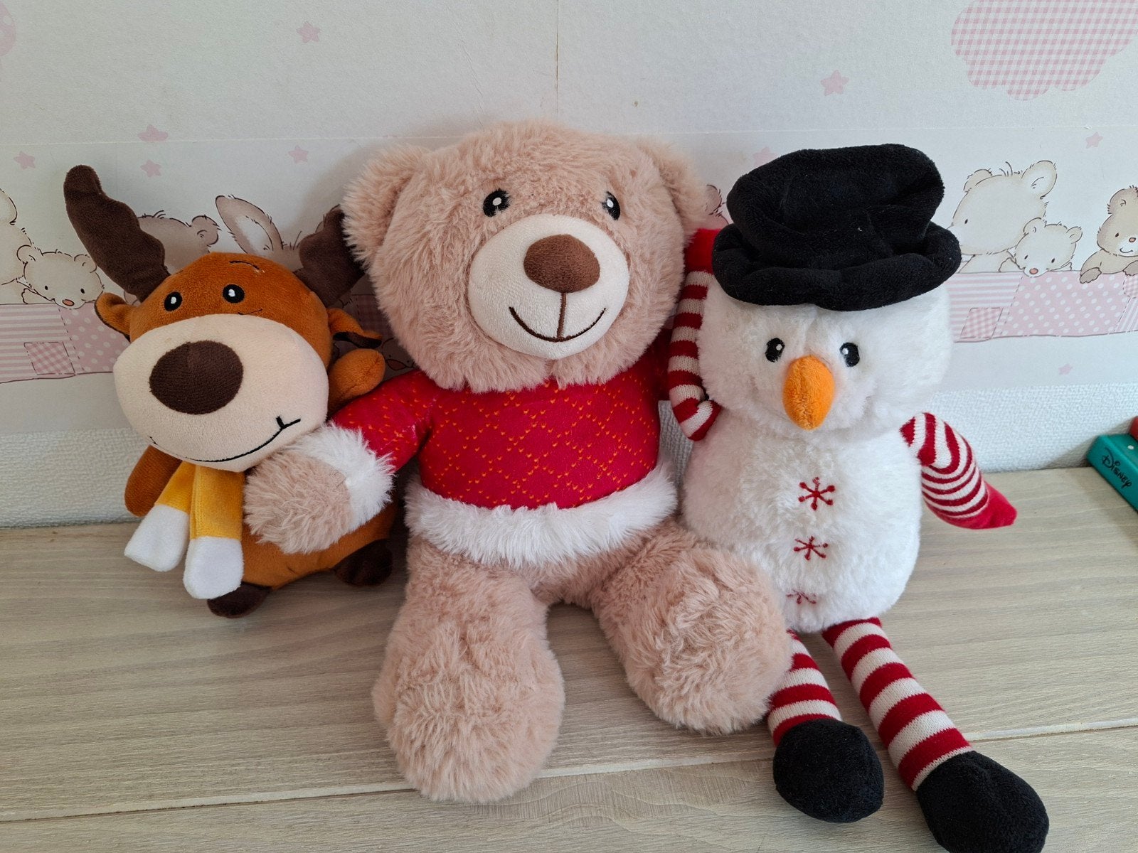 3 Leuke Winter/December Knuffels: Rendier, Beer, Sneeuwpop, Kinderen en Baby's, Beer, Ophalen of Verzenden, Zo goed als nieuw