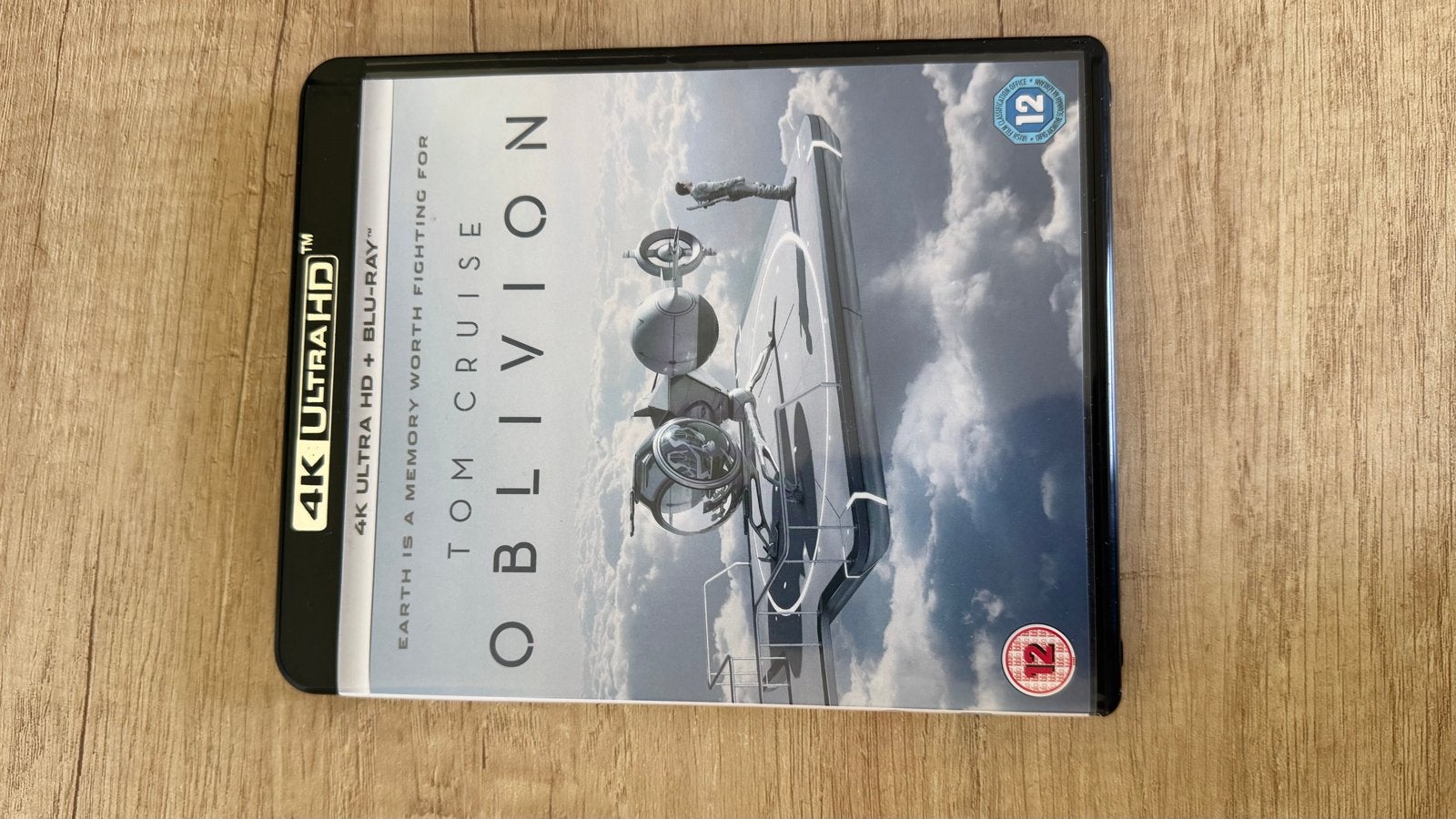 Oblivion 4K Ultra HD + Blu-Ray - Tom Cruise Sci-Fi Film, Ophalen of Verzenden, Zo goed als nieuw, Science Fiction en Fantasy