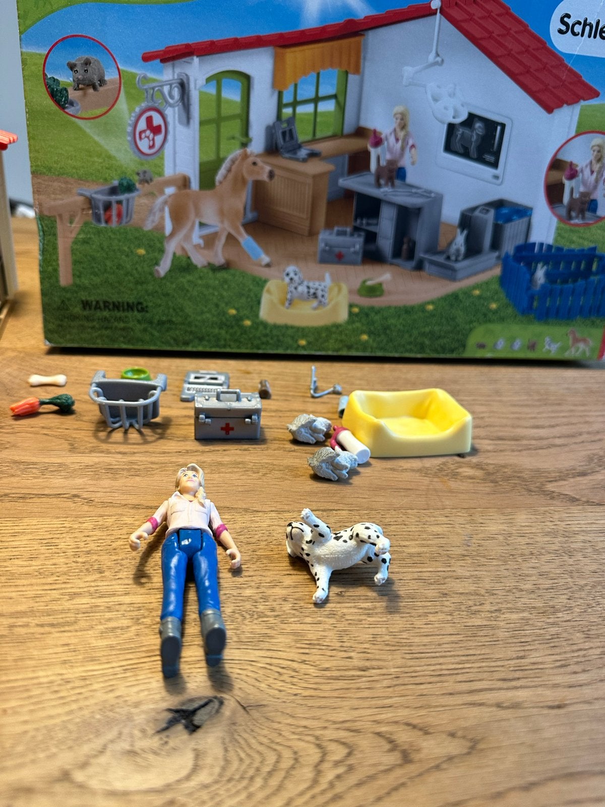 Schleich Farm World Dierenartspraktijk met accessoires, Ophalen of Verzenden, Gebruikt
