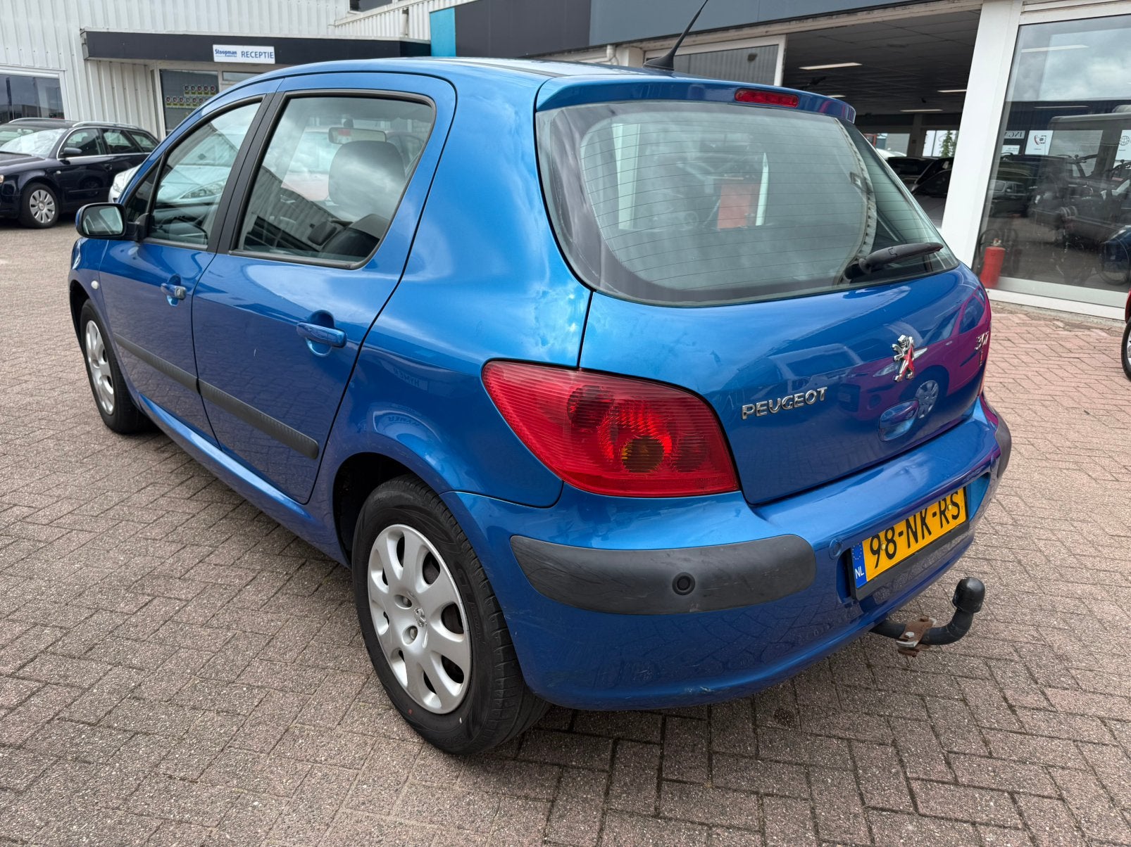 Peugeot 307 1.6 16V XR 5-drs Automaat, Airco 194.775 km, Auto's, Peugeot, Stof, Zwart, 4 cilinders, Blauw