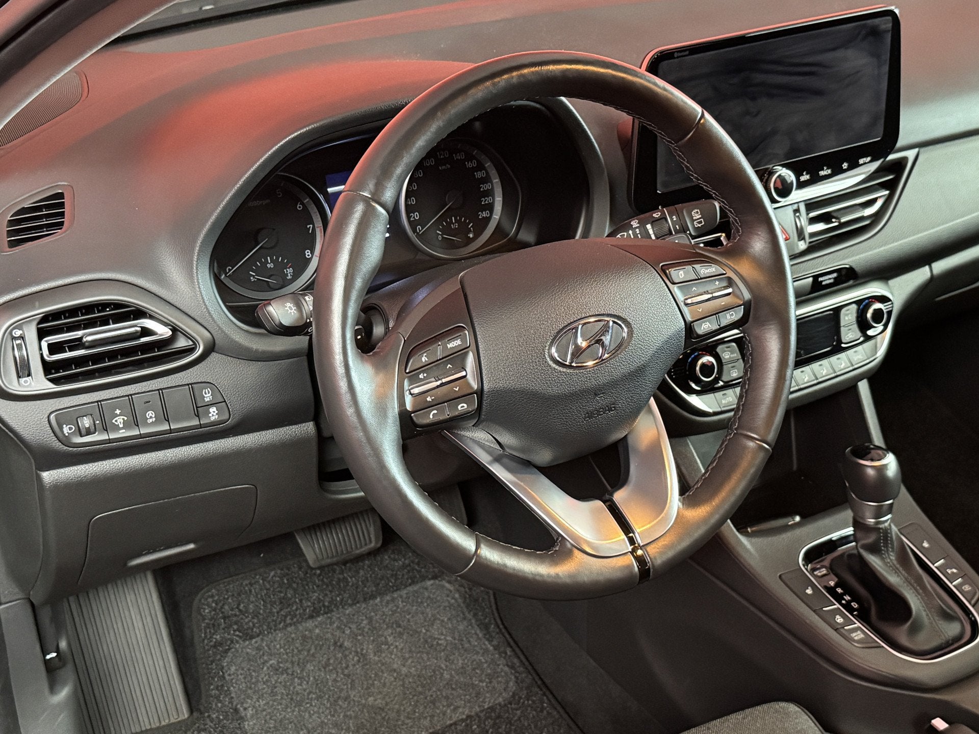 Hyundai i30 Wagon 1.0 T-GDi MHEV Comfort | Clima | Stoel/Stu, Stof, Gebruikt, Automatische klimaatregeling, Zwart