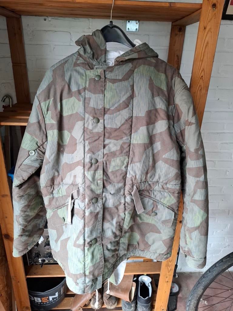 Duitse WW2 Winter Camo Uniform (Broek & Vest) - Maat L, Verzamelen, Militaria | Tweede Wereldoorlog, Ophalen of Verzenden, Landmacht