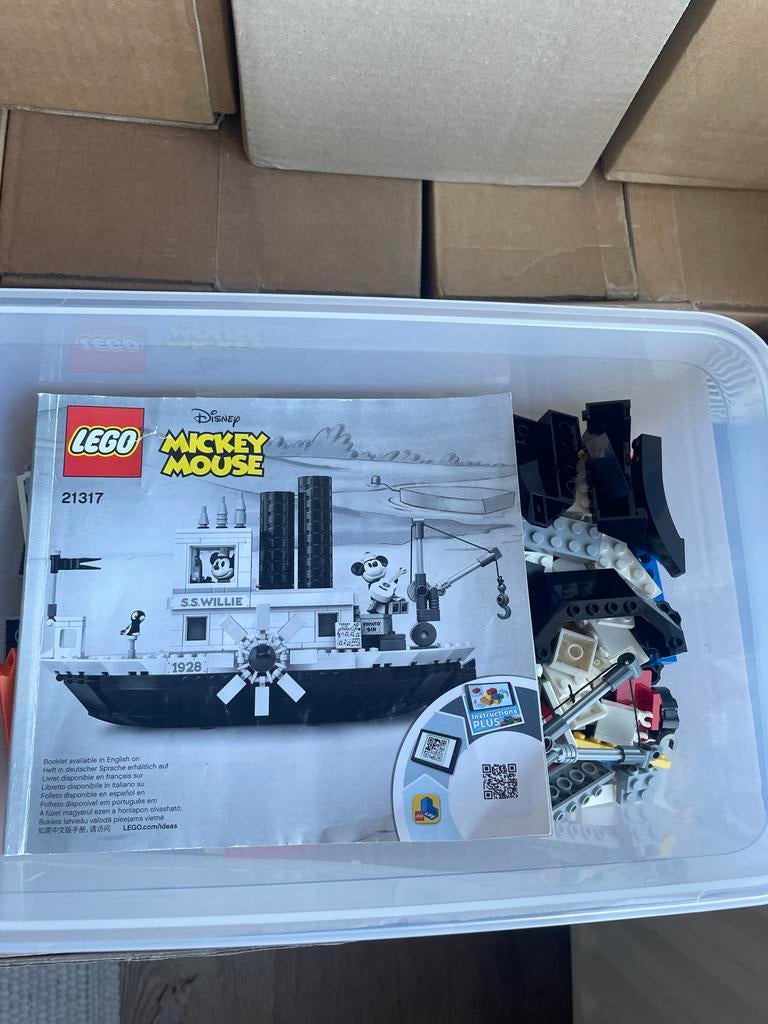 Lego Ideas 21317 Steamboat Willie - Compleet met boekje, Gebruikt, Lego, Ophalen of Verzenden, Ideas