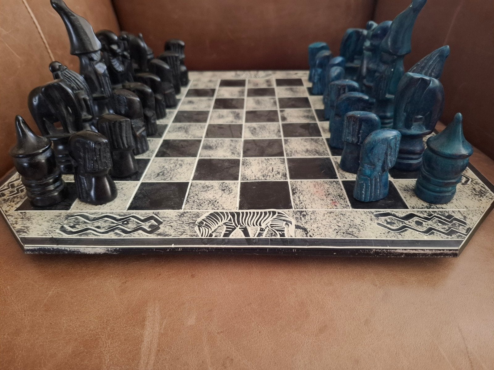 Afrikaans handgemaakt schaakspel van speksteen Kenia, Ophalen, Nieuw