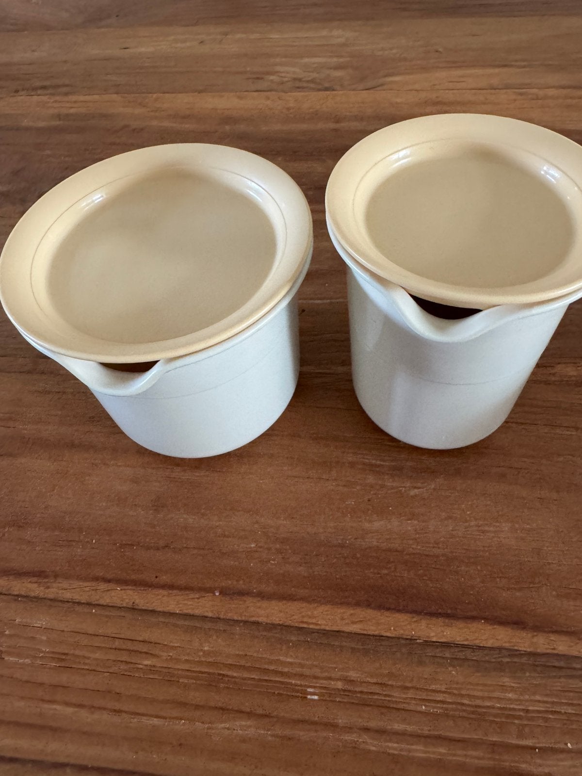 melkkannetje en suikerpot,, Overige materialen, Overige typen, Ophalen of Verzenden, Zo goed als nieuw