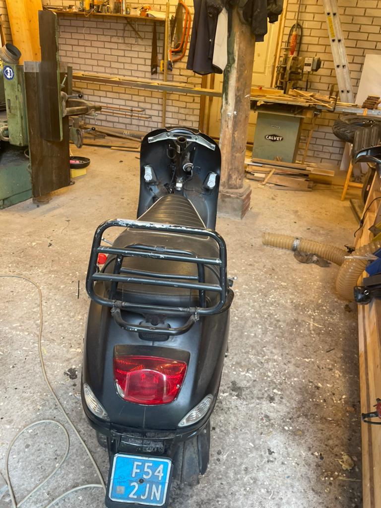 Vespa s in onderdelen, Fietsen en Brommers, Brommeronderdelen | Scooters, Ophalen of Verzenden, Zo goed als nieuw, Overige typen
