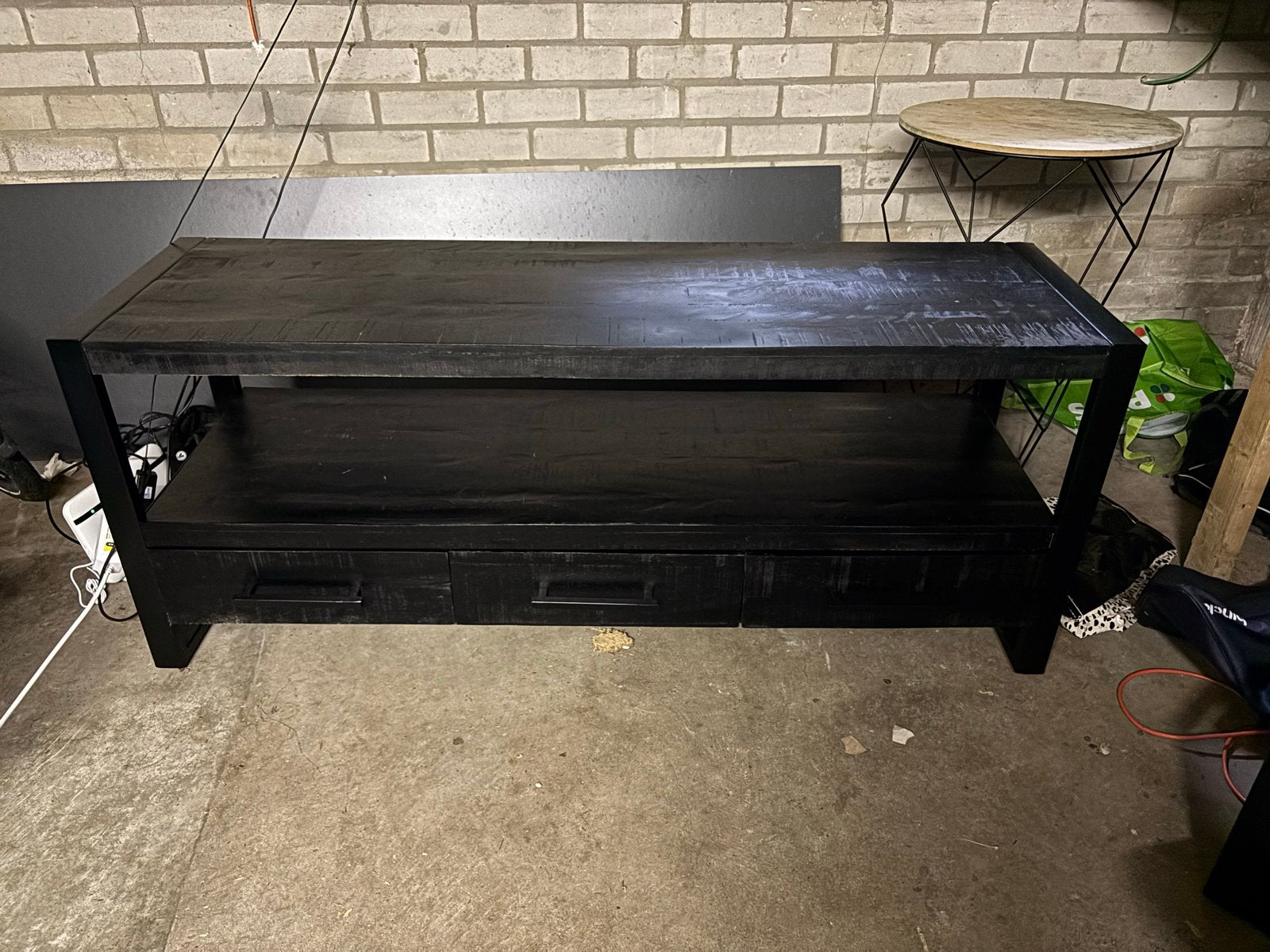 Britt TV meubel zwart - 150x45x60 cm - Zo goed als nieuw, Ophalen, 100 tot 150 cm, Zo goed als nieuw, Minder dan 100 cm