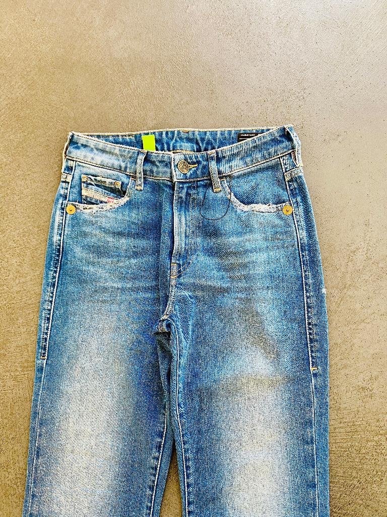 J594 Diesel maat W25/L32 = XS/34 jeans spijkerbroek broek, Kleding | Dames, Spijkerbroeken en Jeans, Blauw, Ophalen of Verzenden