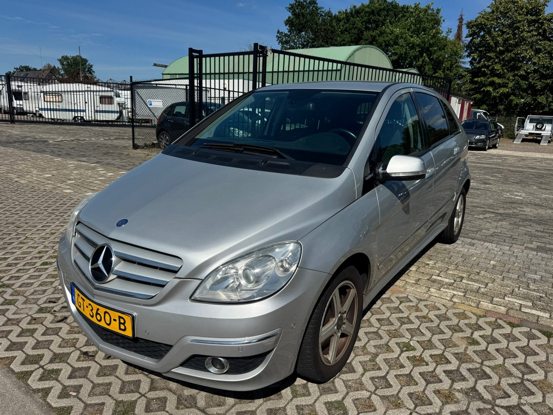 Mercedes-Benz B-klasse 170 NGT, Auto's, Voorwielaandrijving, Metallic lak, Gebruikt, 1370 kg