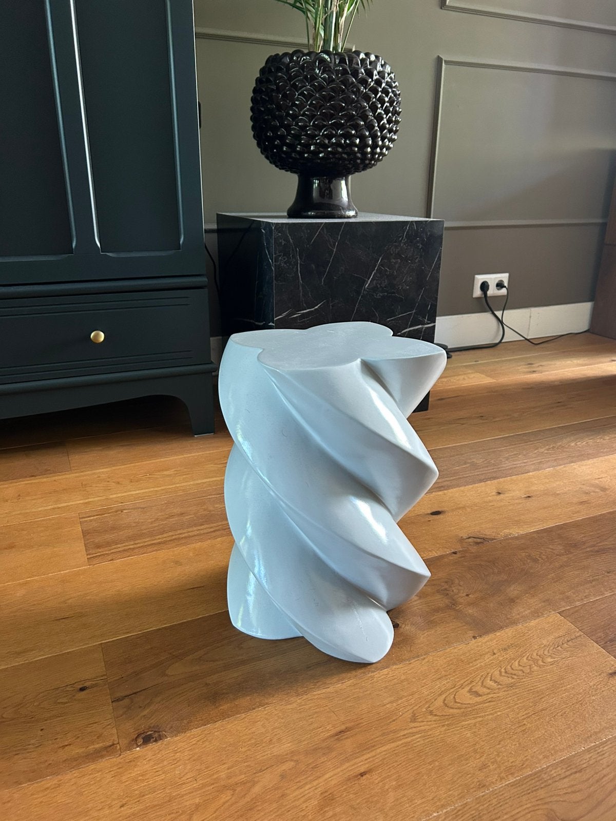 &klevering bijzettafel, Ophalen, Zo goed als nieuw
