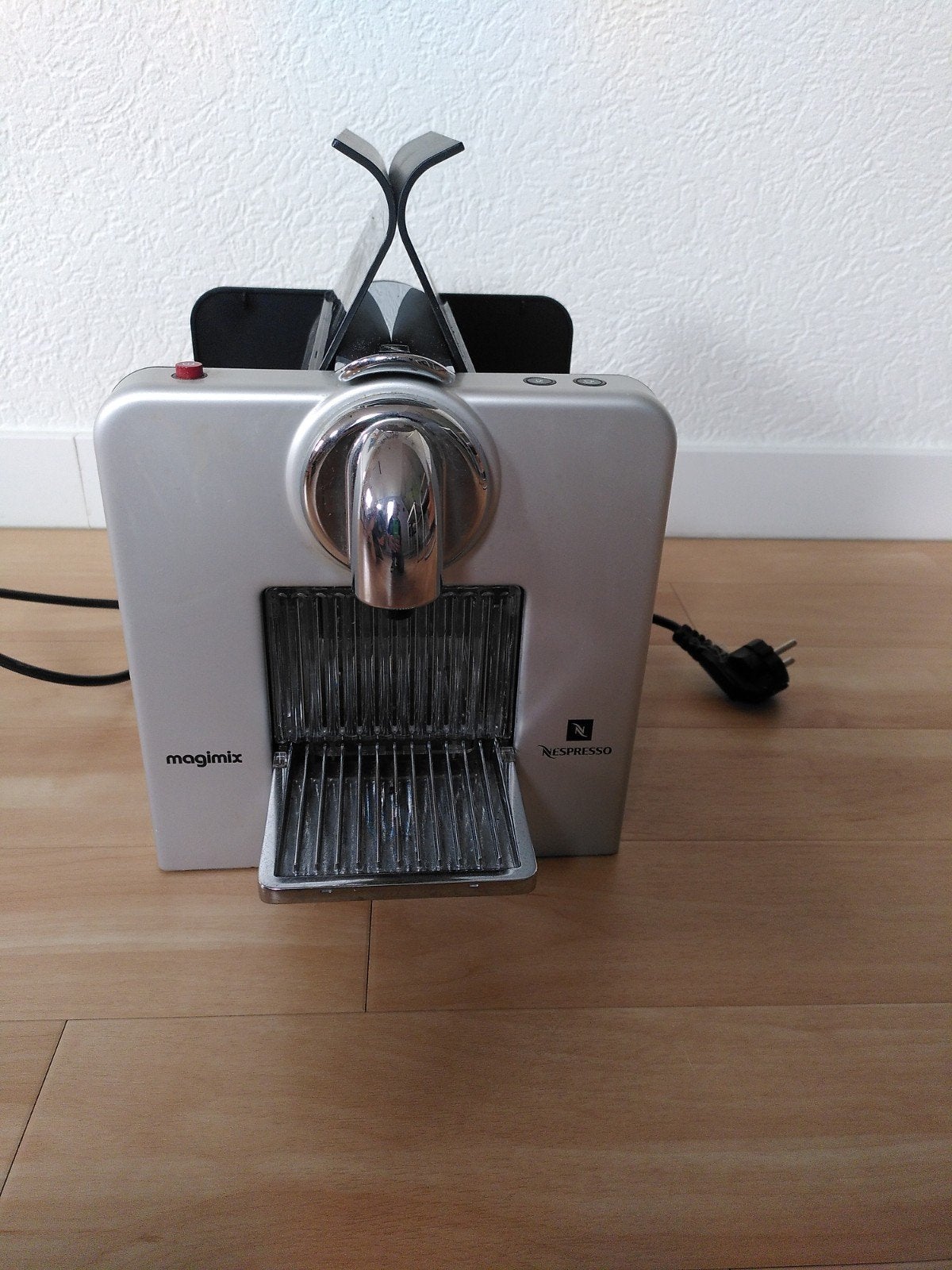 Nespresso Magimix koffiezetapparaat met warmhoudplaatje, Ophalen of Verzenden