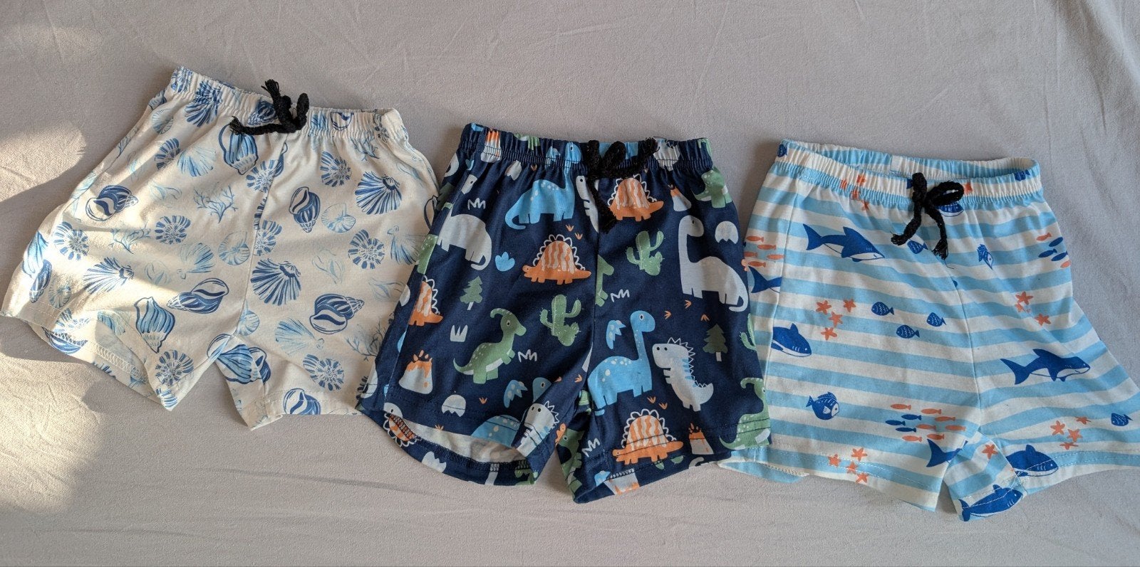 3 korte broeken voor peuters, maat 86-92, Kinderen en Baby's, Babykleding | Overige, Ophalen, Zo goed als nieuw, Onbekend, Jongetje