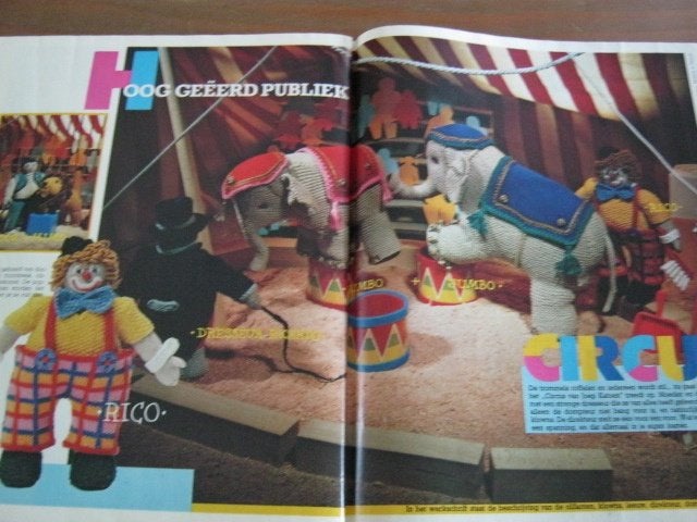 Breipatroon  Circus Olifant Pipo zie foto   nr 8794, Hobby en Vrije tijd, Breien en Haken, Verzenden, Nieuw, Breien, Patroon of Boek