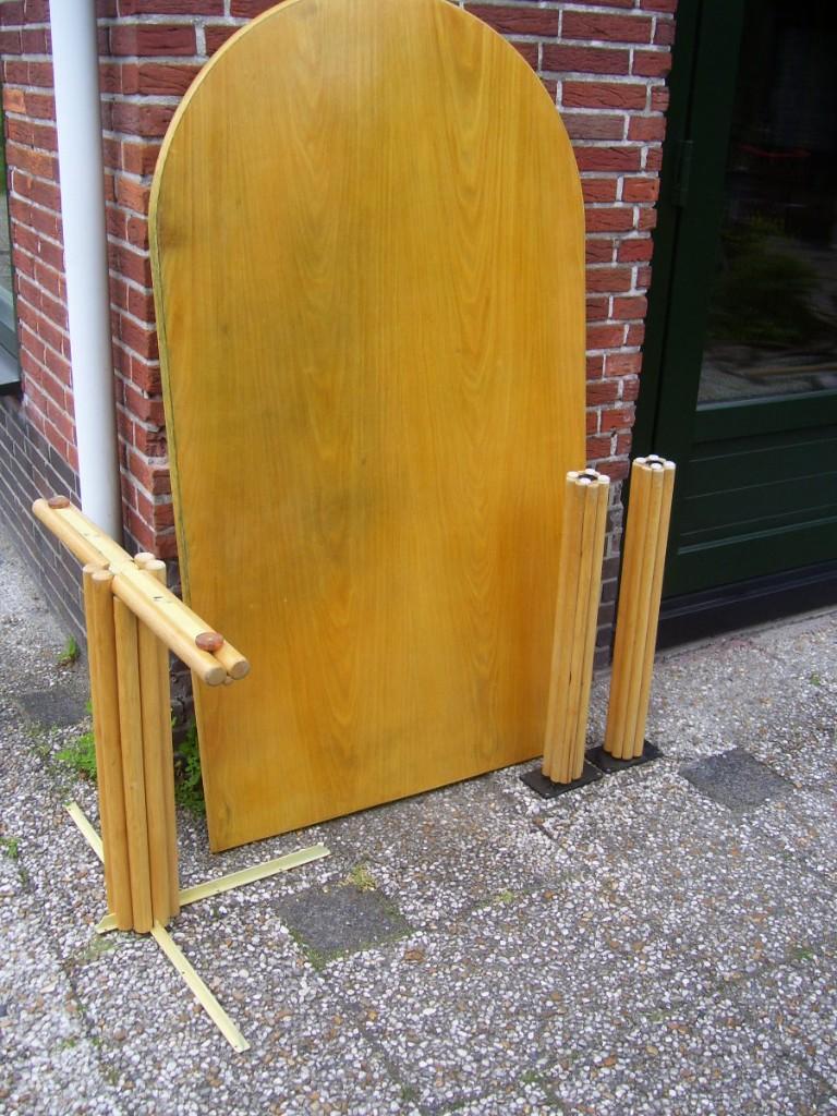 EETTAFEL, 50 tot 100 cm, Zo goed als nieuw, Vijf personen of meer, 150 tot 200 cm