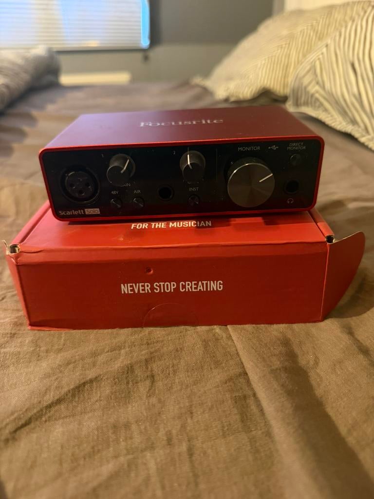 Focusrite scarlett solo, Computers en Software, Geluidskaarten, Ophalen, Zo goed als nieuw