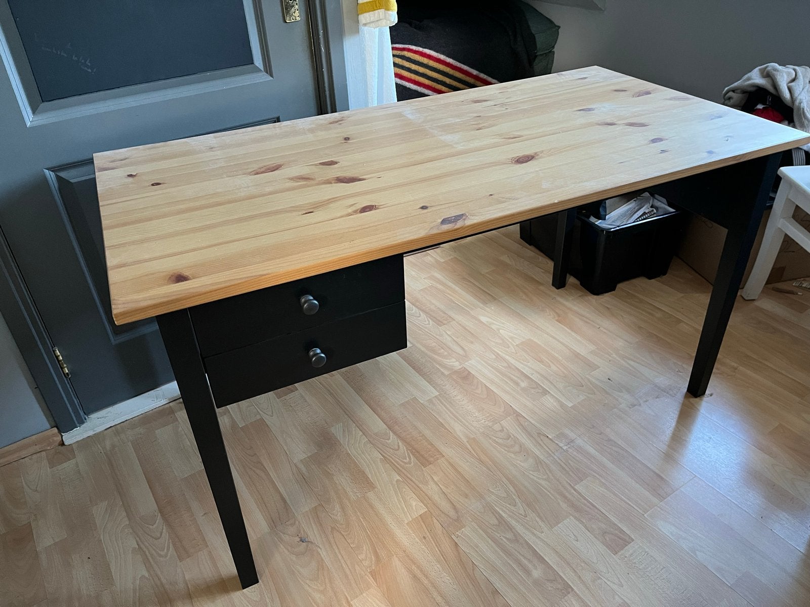 Houten bureau met lades - ideaal voor thuiswerkplek, Ophalen, Zwart, Zo goed als nieuw, Overige merken